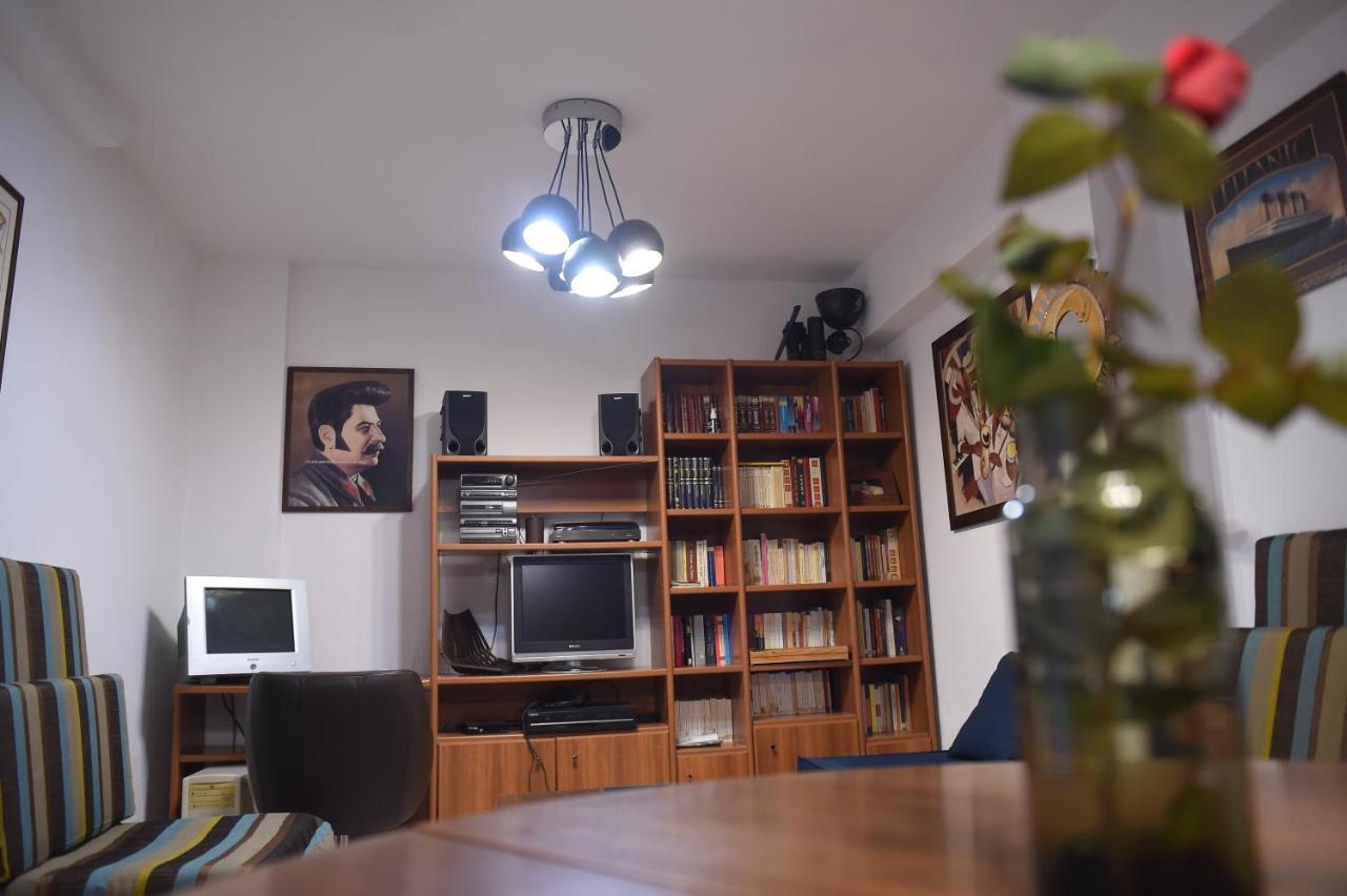 Studio Sun Arta Buitenkant foto